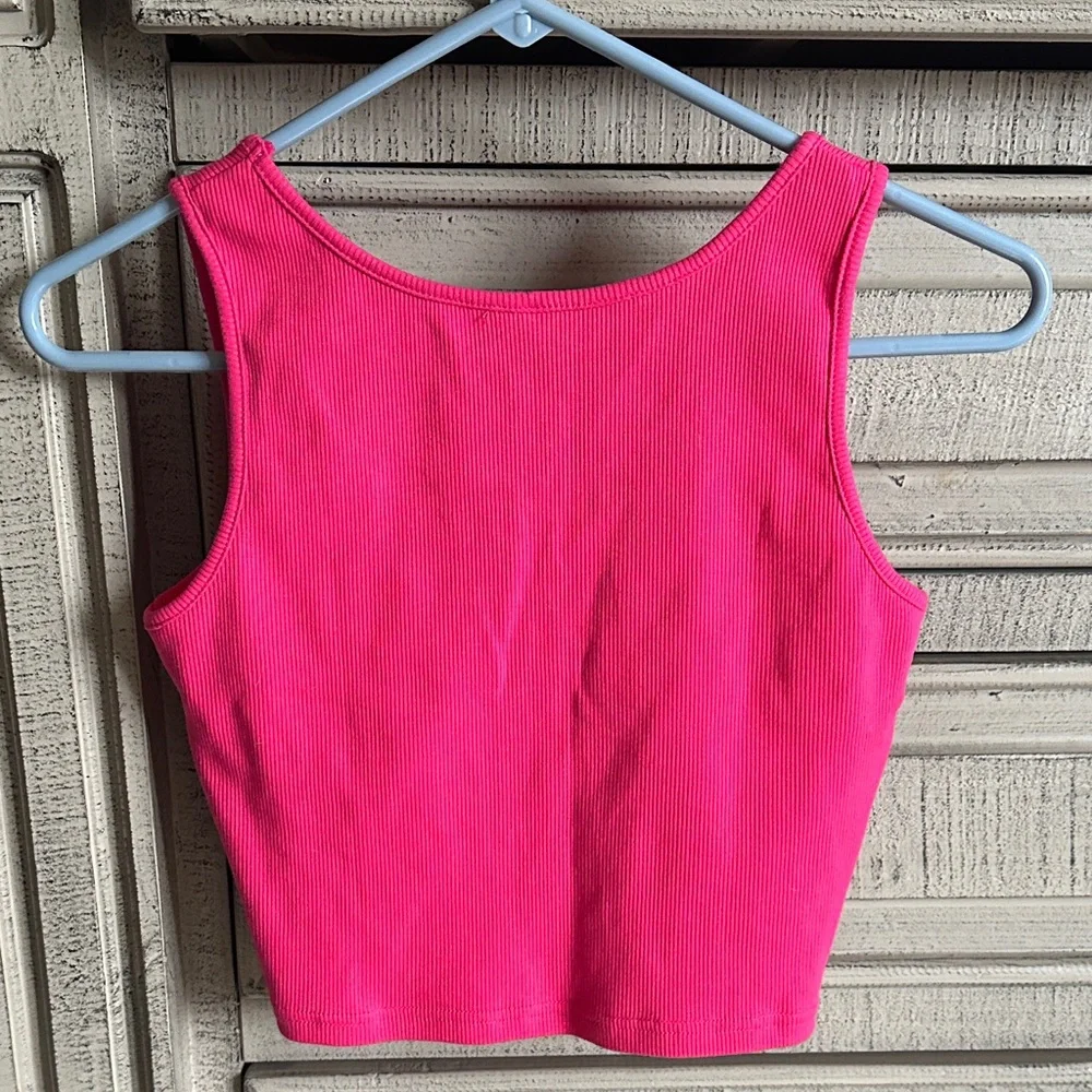 Hot Pink Ribbed Cropped Tank Top - Picture 2 of 3